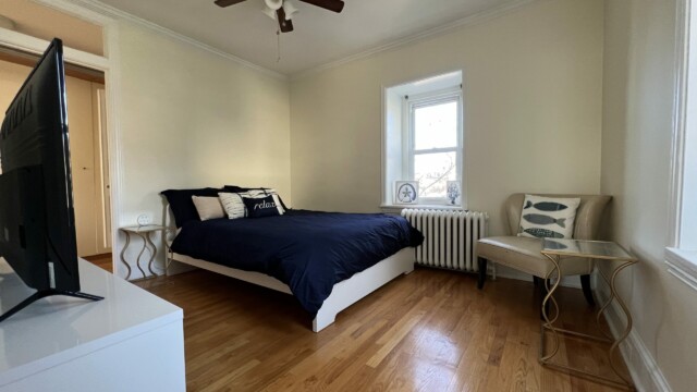 BR3 Queen Bed